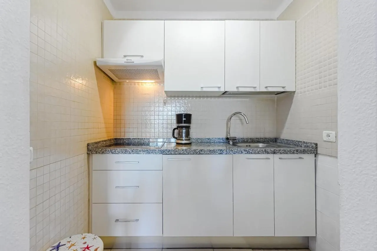 Fantastic Large Studio In Front Of Beach Heated Pool Wifi Arona  España