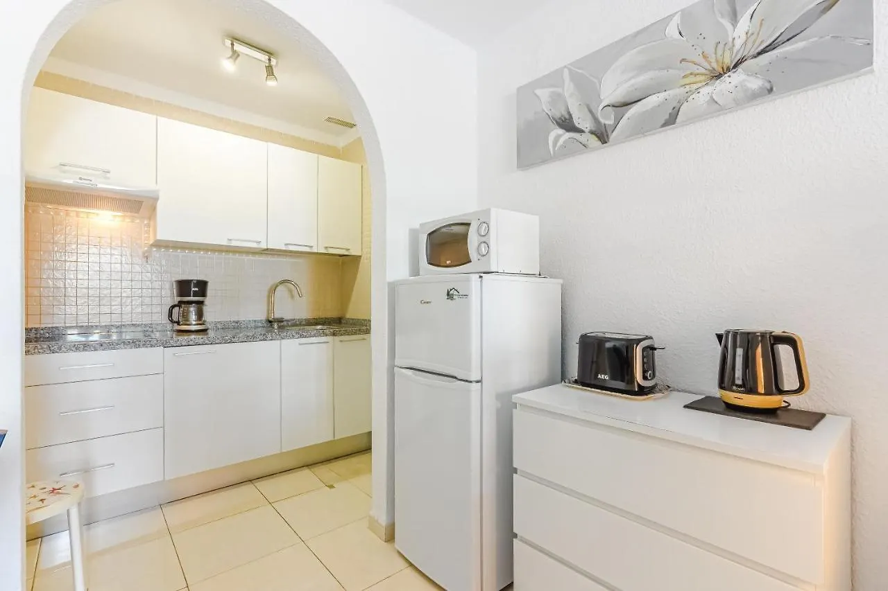 Fantastic Large Studio In Front Of Beach Heated Pool Wifi Arona