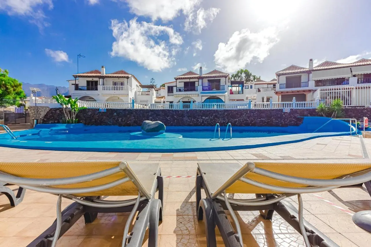 Apartamento Fantastic Large Studio In Front Of Beach Heated Pool Wifi Arona